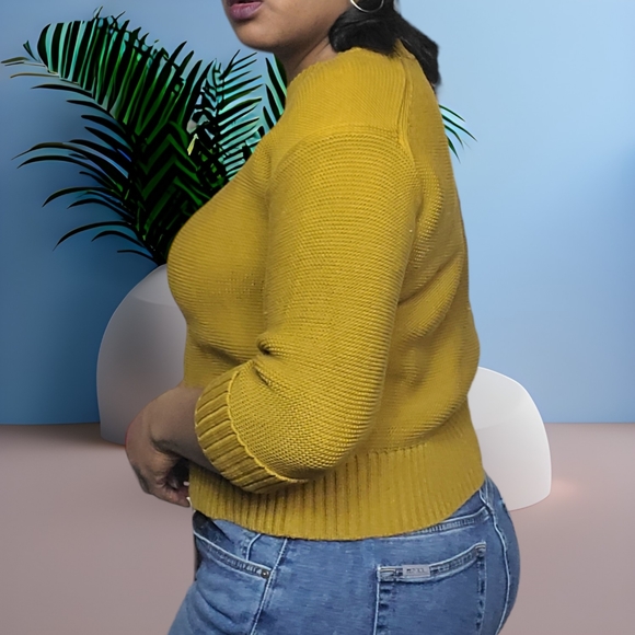 Everlane Sweater - Picture 8 of 12
